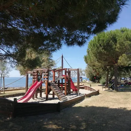 Apartment Vera, 80 M From The Sea *