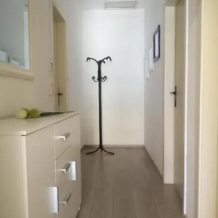 Vera, 80 M From The Sea شقة Novigrad Istria