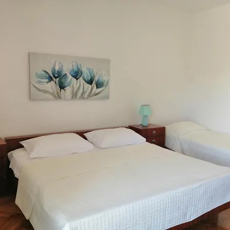 Vera, 80 M From The Sea Novigrad Istria