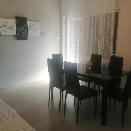 Lejlighed Vera, 80 M From The Sea Novigrad Istria